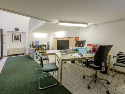 Zentrale Gewerbefläche mit Galerie und vielseitiger Nutzung in Bad Ischl | Objekt 1121-1123 | Daxner Immobilien, Bad Ischl, Salzkammergut, Ebensee am Traunsee