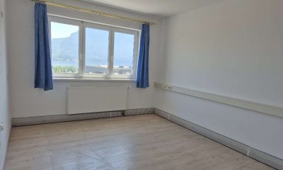 Repräsentatives Büro oder Ordination mit Seeblick & Top-Infrastruktur in Altmünster zu mieten | Objekt 1140 | Daxner Immobilien, Ebensee am Traunsee, Salzkammergut